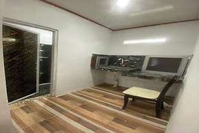 EXPRESS O 92147 Nia Residence