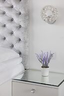 Elegant Apartment Warsaw by Renters