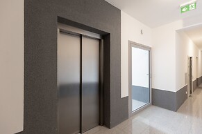 Elegant Apartment Warsaw by Renters