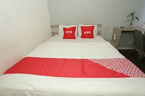 OYO 92318 Elis Rooms