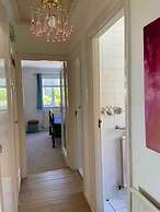 2 Bed Retreat With Amazing Sea Views in Brighton
