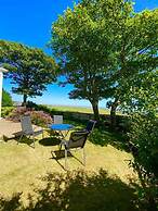 2 Bed Retreat With Amazing Sea Views in Brighton