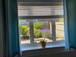 2 Bed Retreat With Amazing Sea Views in Brighton