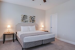 Balmoral Resort-126mc 3 Bedroom Home by RedAwning