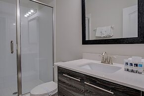 Balmoral Resort-126mc 3 Bedroom Home by RedAwning