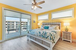 391 A&b 4 Bedroom Townhouse by RedAwning