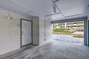 391 A&b 4 Bedroom Townhouse by RedAwning