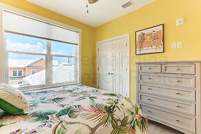 391 A&b 4 Bedroom Townhouse by RedAwning