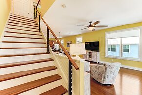 391 A&b 4 Bedroom Townhouse by RedAwning