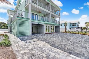 391 A&b 4 Bedroom Townhouse by RedAwning