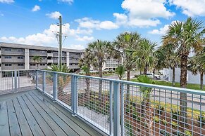 391 A&b 4 Bedroom Townhouse by RedAwning