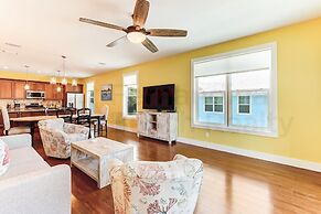 391 A&b 4 Bedroom Townhouse by RedAwning