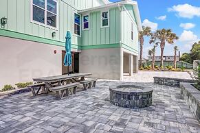 391 A&b 4 Bedroom Townhouse by RedAwning