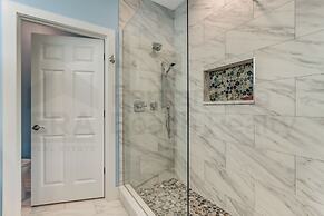 391 A&b 4 Bedroom Townhouse by RedAwning