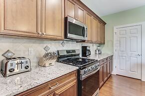 391 A&b 4 Bedroom Townhouse by RedAwning