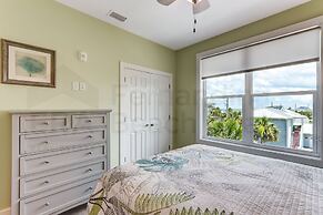 391 A&b 4 Bedroom Townhouse by RedAwning