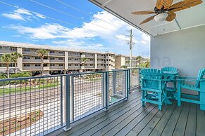 391 A&b 4 Bedroom Townhouse by RedAwning