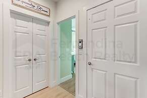 391 S Fletcher Ave C 3 Bedroom Townhouse by RedAwning