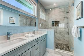 391 S Fletcher Ave C 3 Bedroom Townhouse by RedAwning