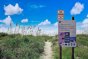 391 S Fletcher Ave C 3 Bedroom Townhouse by RedAwning