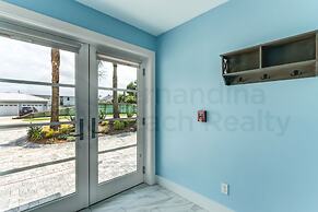 391 S Fletcher Ave C 3 Bedroom Townhouse by RedAwning