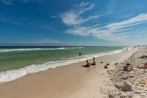 Wind Drift 310s 2 Bedroom Condo by Redawning