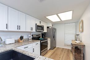 Wind Drift 310s 2 Bedroom Condo by Redawning