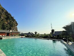 Athena Premier Resort Ninh Bình
