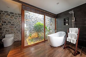 Athena Premier Resort Ninh Bình