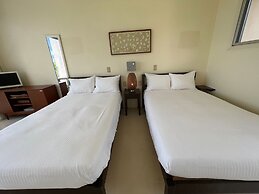 Blue Cave Hotel in Green