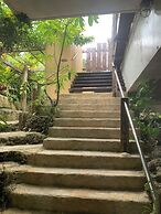 Blue Cave Hotel in Green