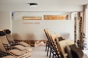 Sports and Nature Hotel Boè