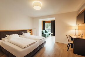 Sports and Nature Hotel Boè