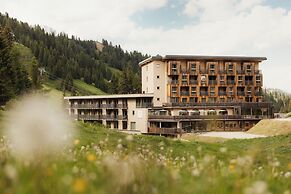 Sports and Nature Hotel Boè