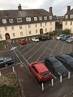 Beautiful 2-bed Apartment in Dagenham