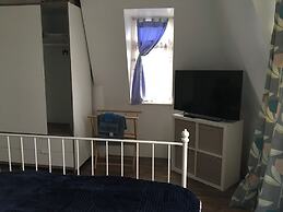 Beautiful 2-bed Apartment in Dagenham