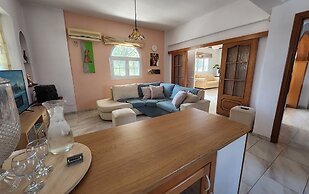 Freeman Greenlees Classical Greek