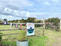Boutique Luxury Bell Tent Near Torpoint