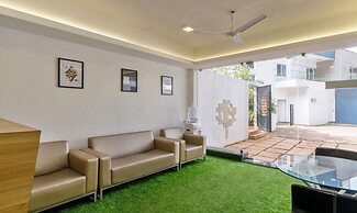 Treebo Midvalley Residence