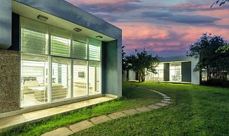 Treebo Midvalley Residence