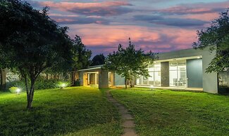Treebo Midvalley Residence