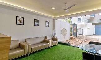 Treebo Midvalley Residence