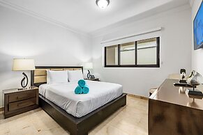 Condo 1 one bed, Palm Beach