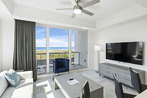 Ocean Club Treasure Island Hotel