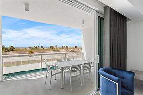 Ocean Club Treasure Island Hotel