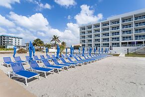 Ocean Club Treasure Island Hotel