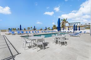 Ocean Club Treasure Island Hotel