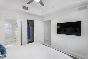 Ocean Club Treasure Island Hotel