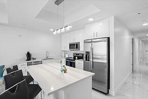 Ocean Club Treasure Island Hotel