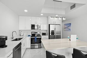 Ocean Club Treasure Island Hotel